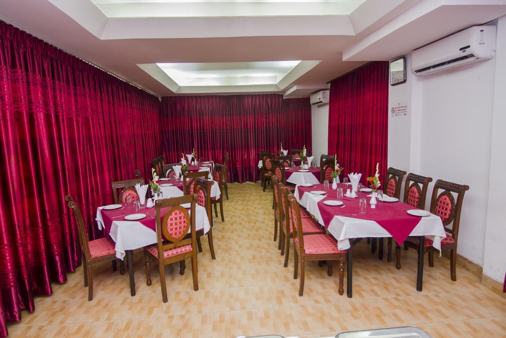 Laurel Hotels Ltd. Dhaka Bagian luar foto